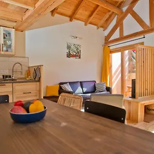  Ferienhaus Petit Montagne Frankreich