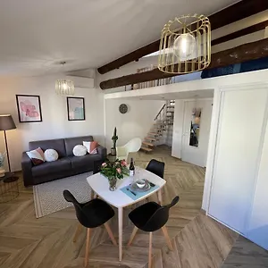  Apartment Renting - Massena - Loft - Heart Of Vieil - The Market With Sea View Frankreich